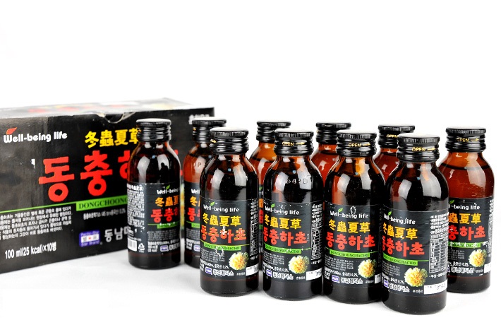 Đông trùng nước – sản xuất tại Hàn Quốc hộp 10 chai